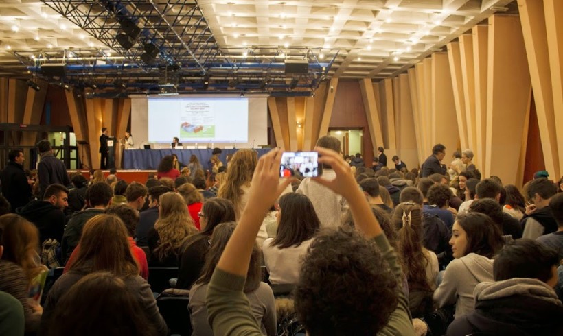 La Costituzione siamo noi. Incontro pubblico di presentazione del libro “Una lettura guidata della Carta Costituzionale”