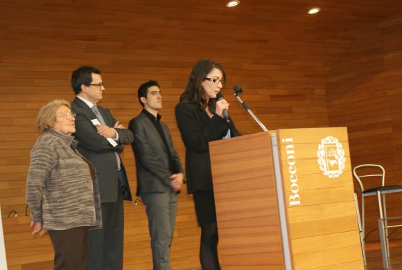 Giulia di Donato e Raffaele Vacca ricevono il premio di laurea Roberto Franceschi (23 gennaio 2010)