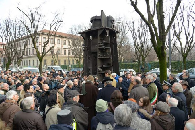 23 gennaio 2013 inaugurazione del monumento a Roberto Franceschi