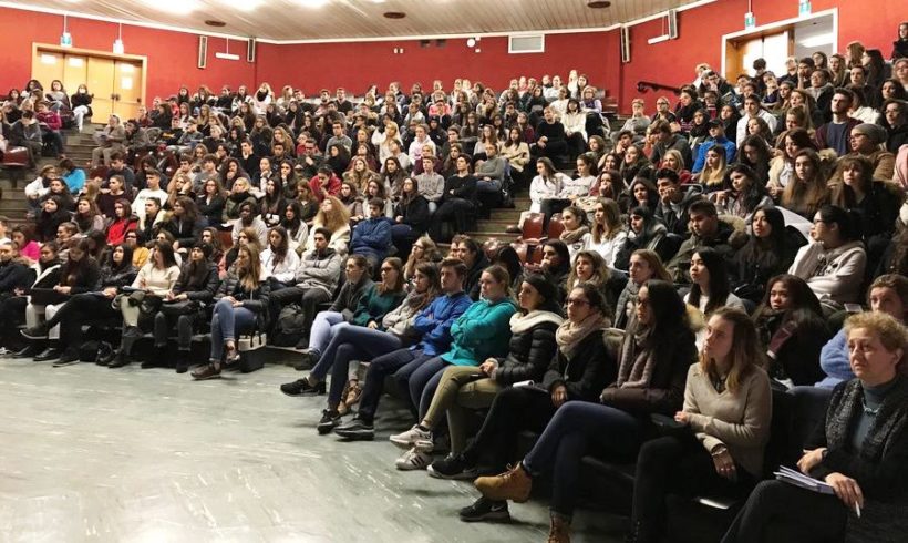 400 ragazzi a lezione di diritto al lavoro