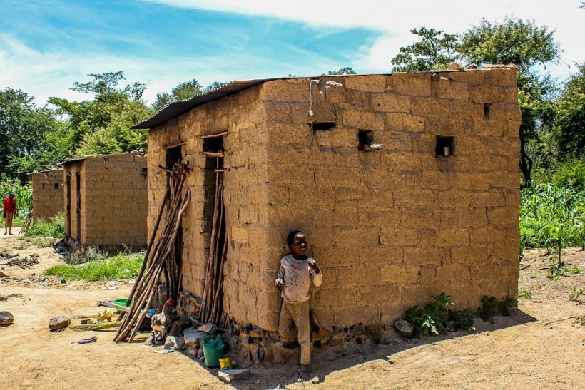 bambino povero in Africa