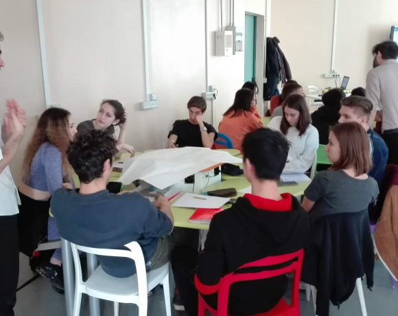 Prendere la parola, con la ricerca sociale: un’esperienza che suggerisce un modo nuovo di fare scuola