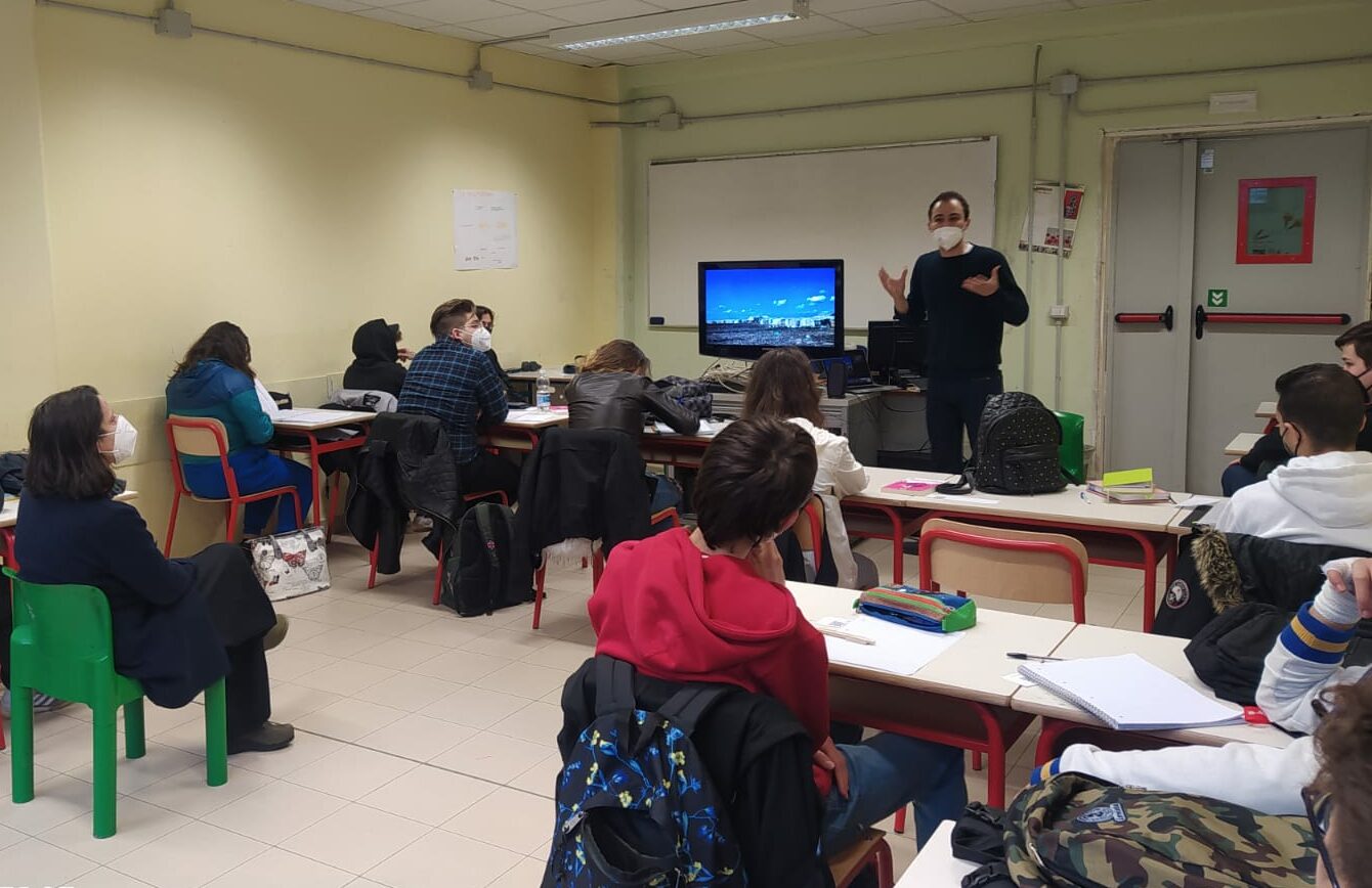 Simone Cremaschi Felice chi legge!