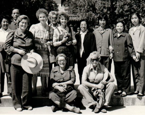 Archivissima | Viaggi in oriente. Aldo Moro in Giappone, Tullia Romagnoli Carettoni e Lydia Franceschi in Cina