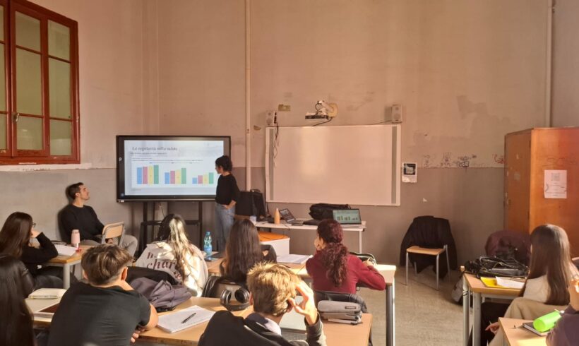 NetHealth a scuola: ricerca sociale e sociologia della salute al Liceo Carlo Tenca di Milano