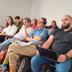Tra pagine e schermi, il progetto “Felice chi legge!” stimola gli insegnanti a creare storie digitali coinvolgenti