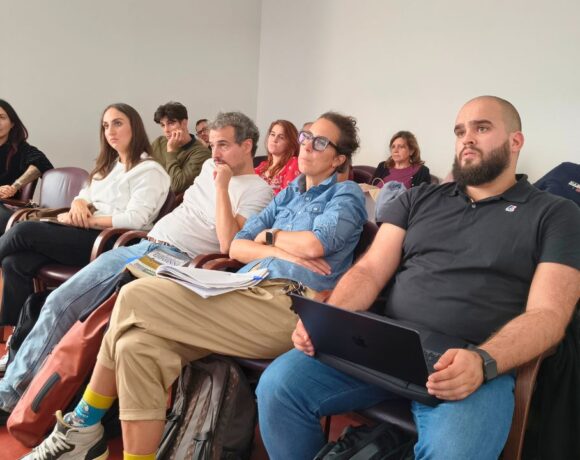 Tra pagine e schermi, il progetto “Felice chi legge!” stimola gli insegnanti a creare storie digitali coinvolgenti Tra pagine e schermi, il progetto “Felice chi legge!” stimola gli insegnanti a creare storie digitali coinvolgenti