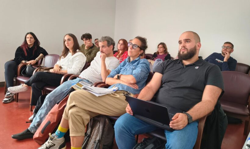 Tra pagine e schermi, il progetto “Felice chi legge!” stimola gli insegnanti a creare storie digitali coinvolgenti Tra pagine e schermi, il progetto “Felice chi legge!” stimola gli insegnanti a creare storie digitali coinvolgenti